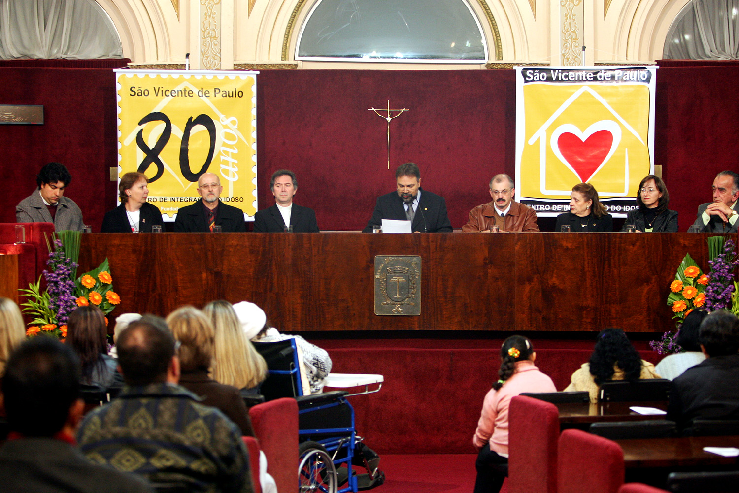 Asilo São Vicente recebe homenagem na Câmara 