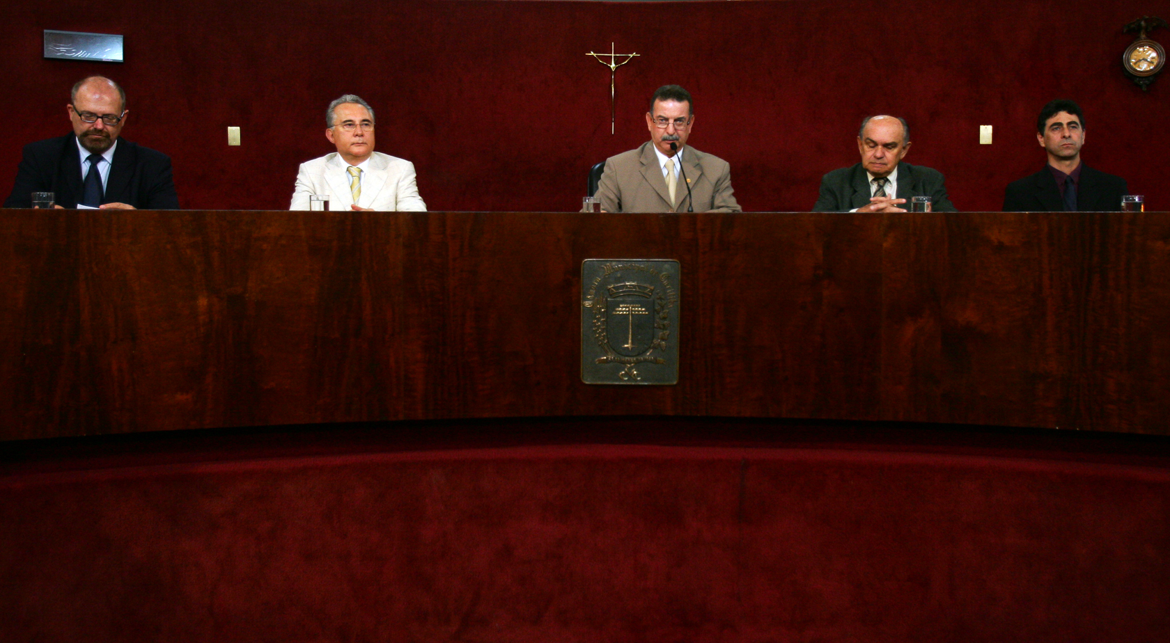 Atletas e clubes recebem prêmios  