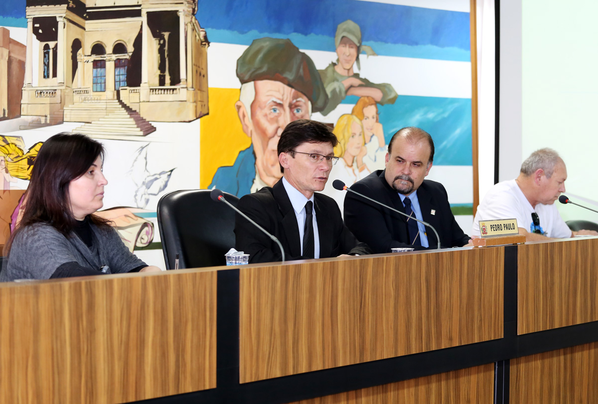 Atuação de catadores em política de resíduos ganha destaque na Câmara 