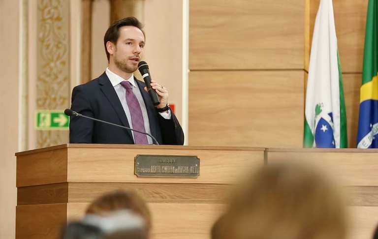 Audiência de Finanças: Arrecadação aumenta e dívidas diminuem, diz Puppi