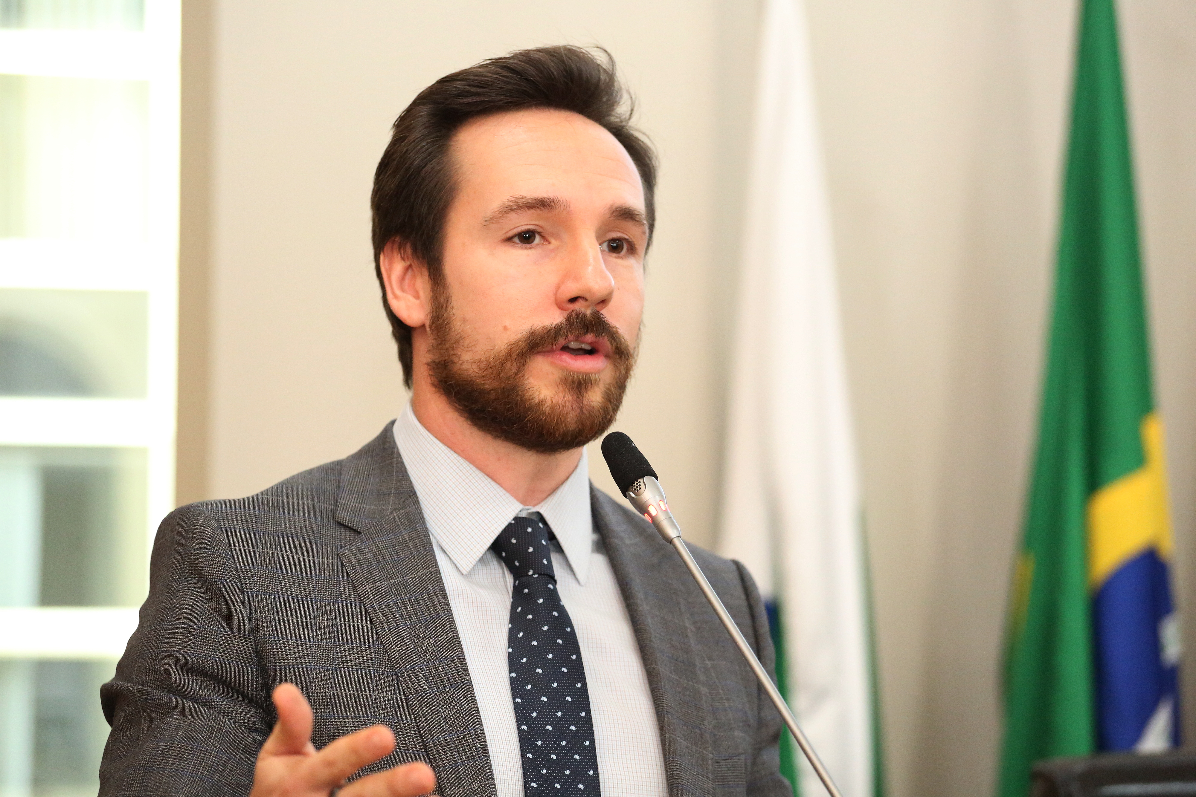 Audiência de Finanças: Curitiba perde R$ 400 mi com reforma tributária