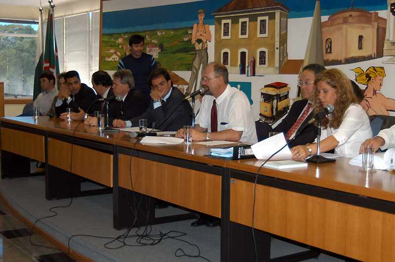 Autoridades e comunidade discutem o Plano Diretor 