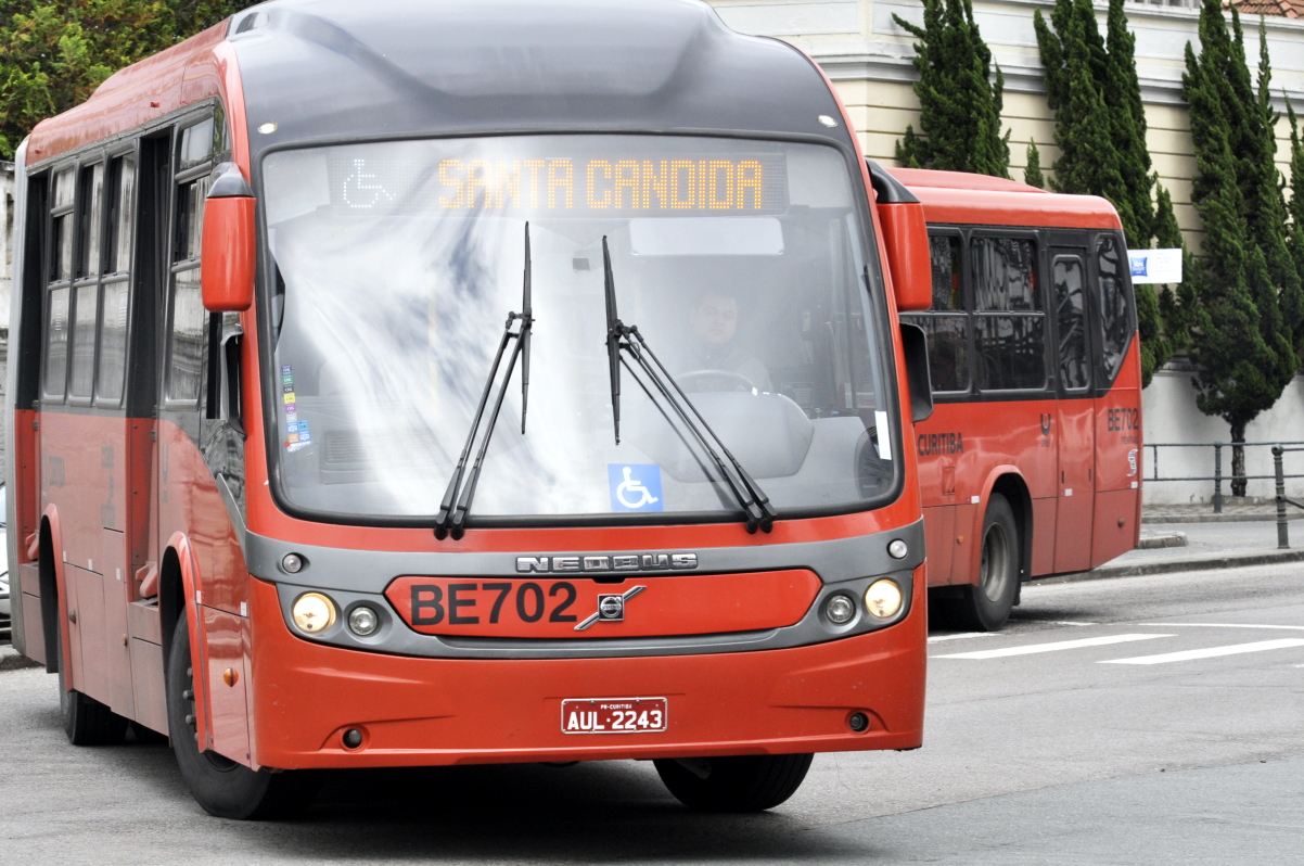 Bafômetro para motoristas de ônibus retorna à pauta do plenário 