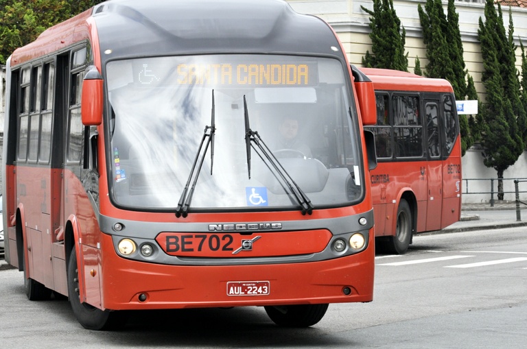 Bafômetro para motoristas de ônibus retorna à pauta do plenário 