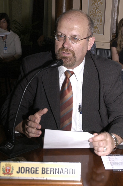 Bernardi parabeniza Jornal do Estado 