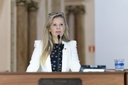 Bolsa Família: Câmara de Curitiba aprova acesso prioritário ao emprego