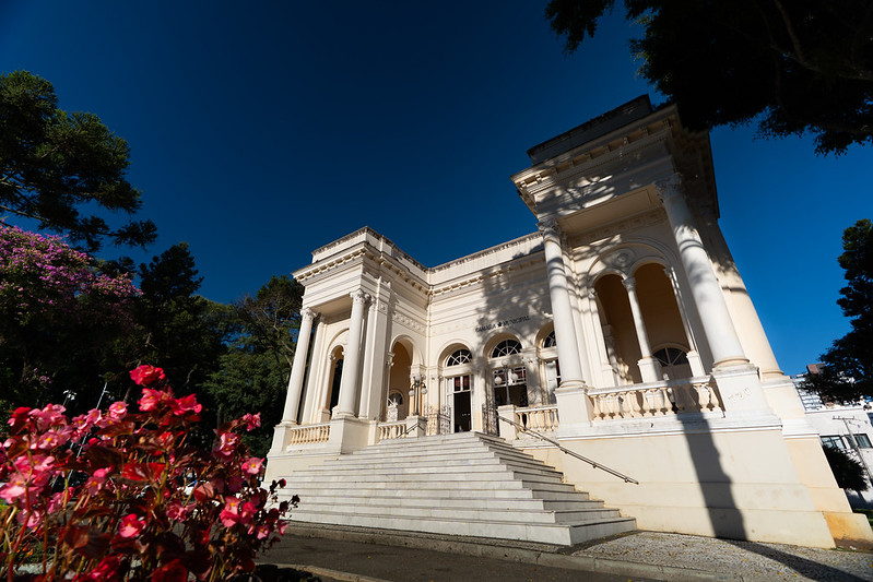 Câmara Aberta reúne serviços, atrações culturais e ações educativas