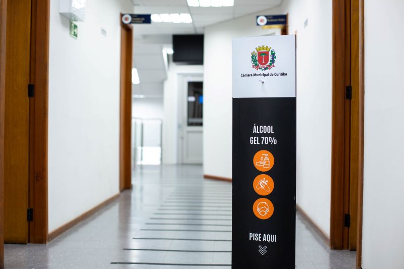 Câmara abre licitação para adquirir álcool gel e sabonete em espuma