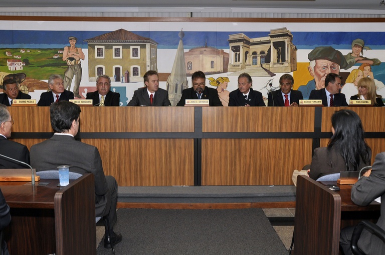 Câmara abre sessões plenárias do semestre  