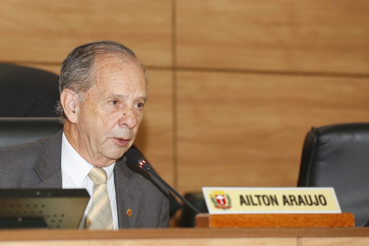Câmara aguarda decisões judiciais para retomar Ouvidoria de Curitiba