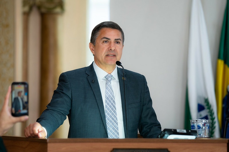 Câmara aprova e Gil Rocha dará nome a centro esportivo em Curitiba