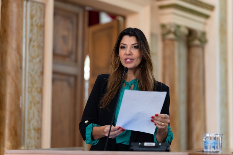 Câmara aprova homenagem póstuma a médico curitibano falecido em 1995