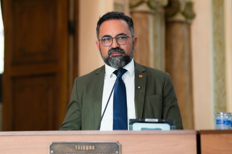 Câmara aprova mudança na Lei da Ficha Limpa de Curitiba