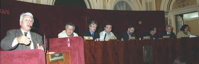 Câmara aprova novo plano a servidores 