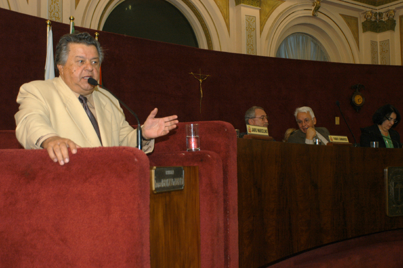 Câmara aprova parcelamento de multas 