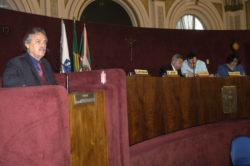 Câmara aprova regime de urgência 