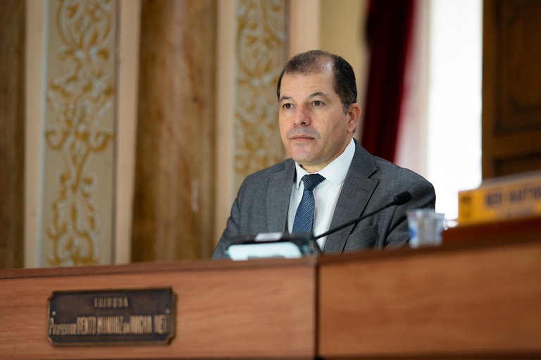 Câmara aprova venda de terreno público no bairro Campo Comprido