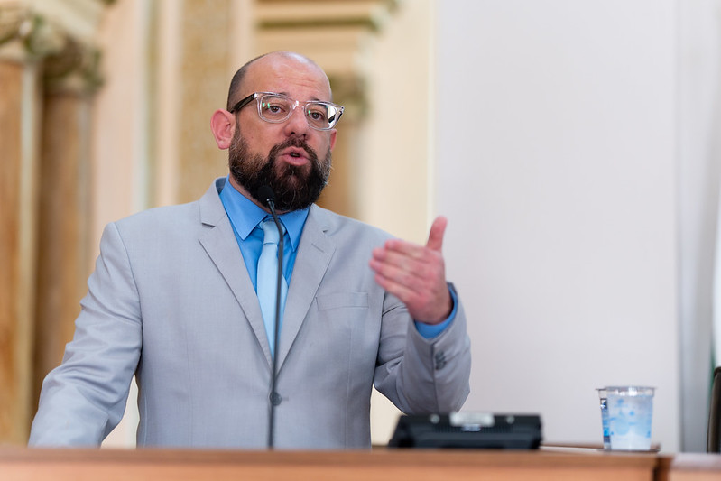 Câmara aprova vídeos educativos nas tevês dos postos de saúde