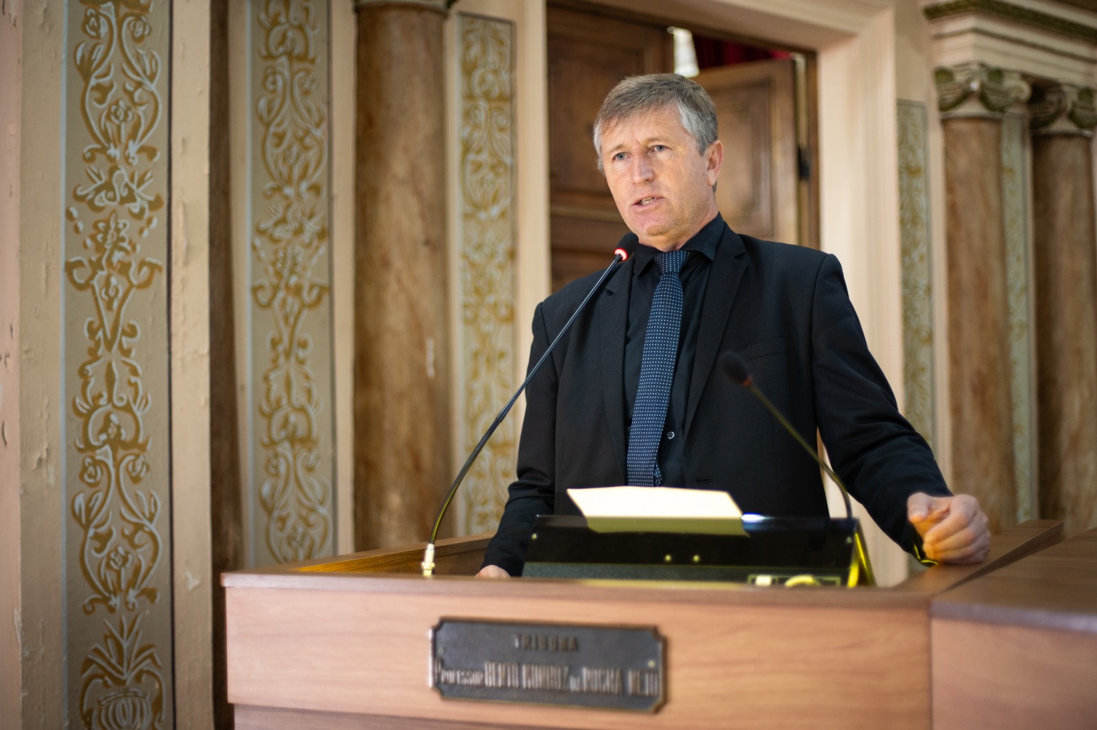 Câmara atesta serviços a Curitiba da Associação Paranaense de Lutas