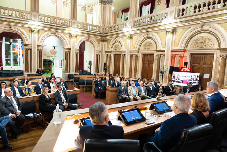 Câmara comemora 90 anos do Rotary no Paraná
