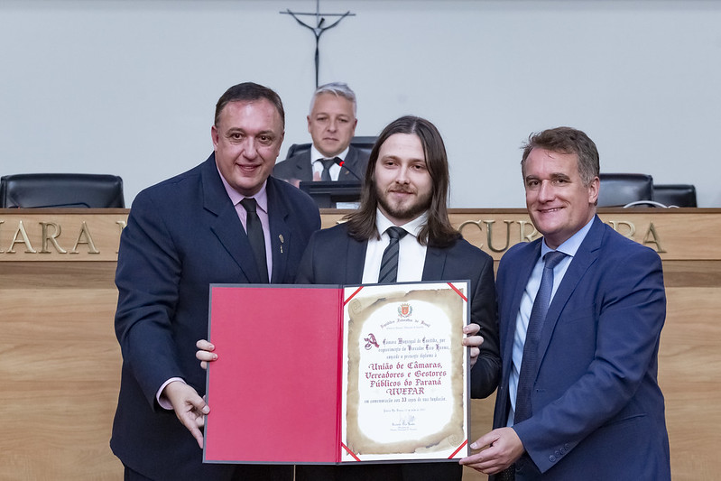 Solenidade da Câmara de Curitiba comemora os 33 anos da Uvepar