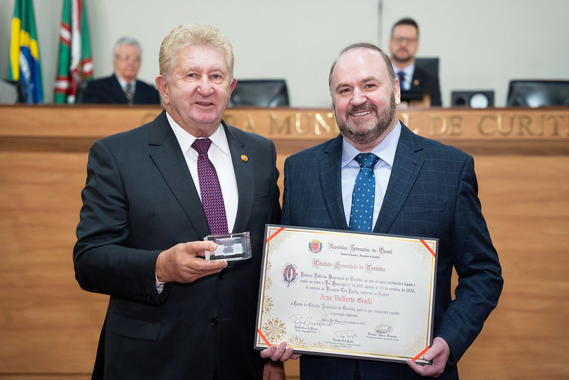 Câmara concede cidadania ao empresário Arno Valberto Grahl