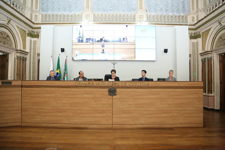 Câmara concede cidadania honorária a Otávio Mariano da Silva