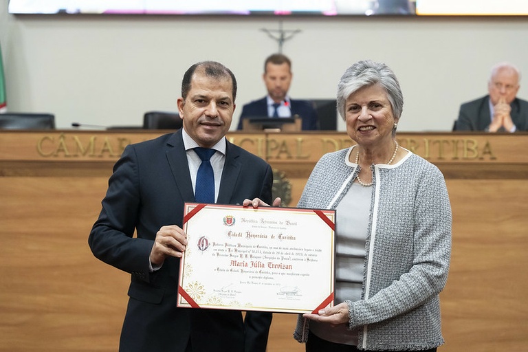 Câmara concede Cidadania Honorária à psicóloga Maria Júlia Trevizan   