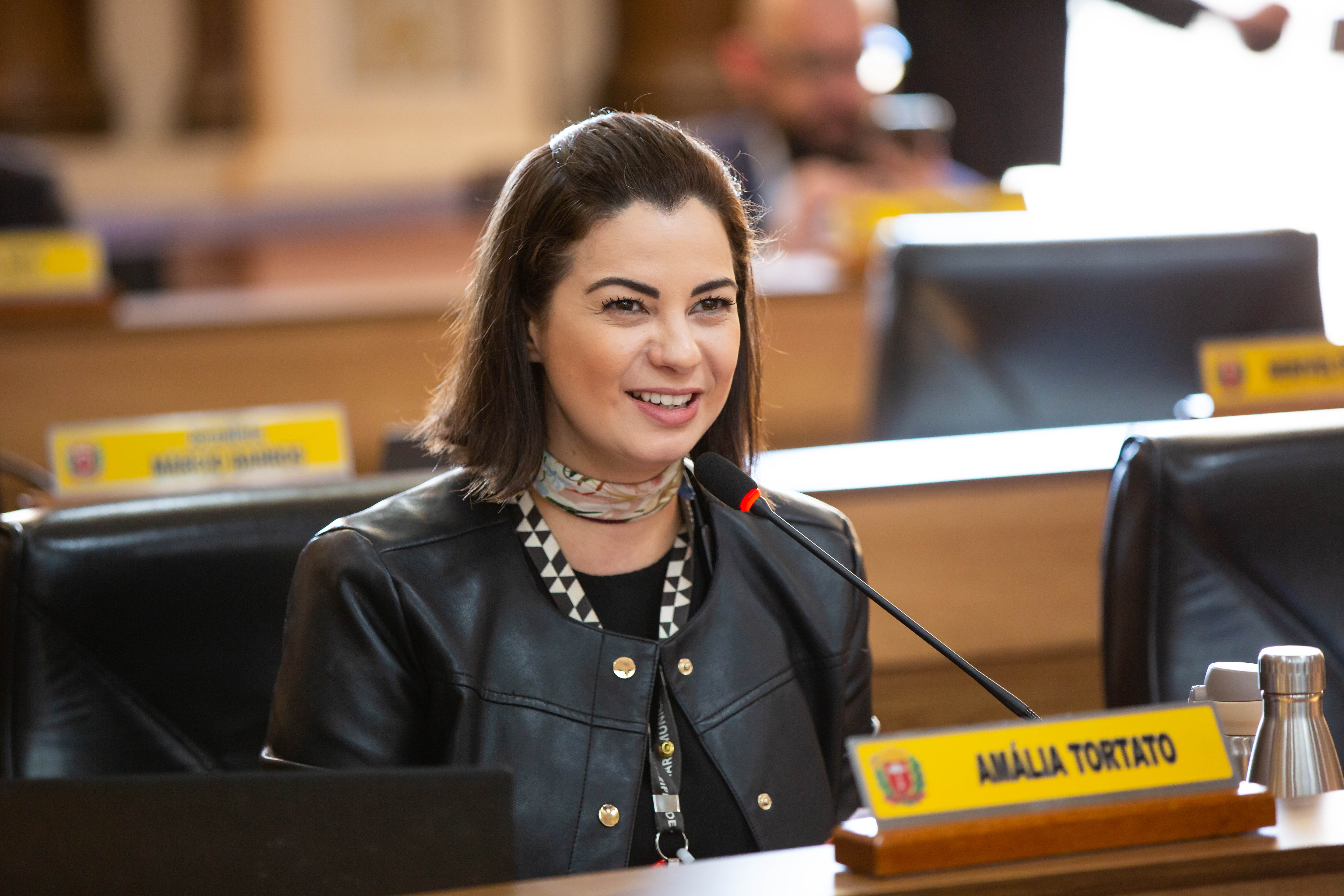 Câmara confirma fim do horário fixo do comércio em Curitiba