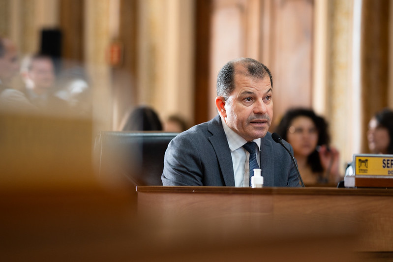 Câmara corrige lei e viabiliza venda de terreno no Campo Comprido