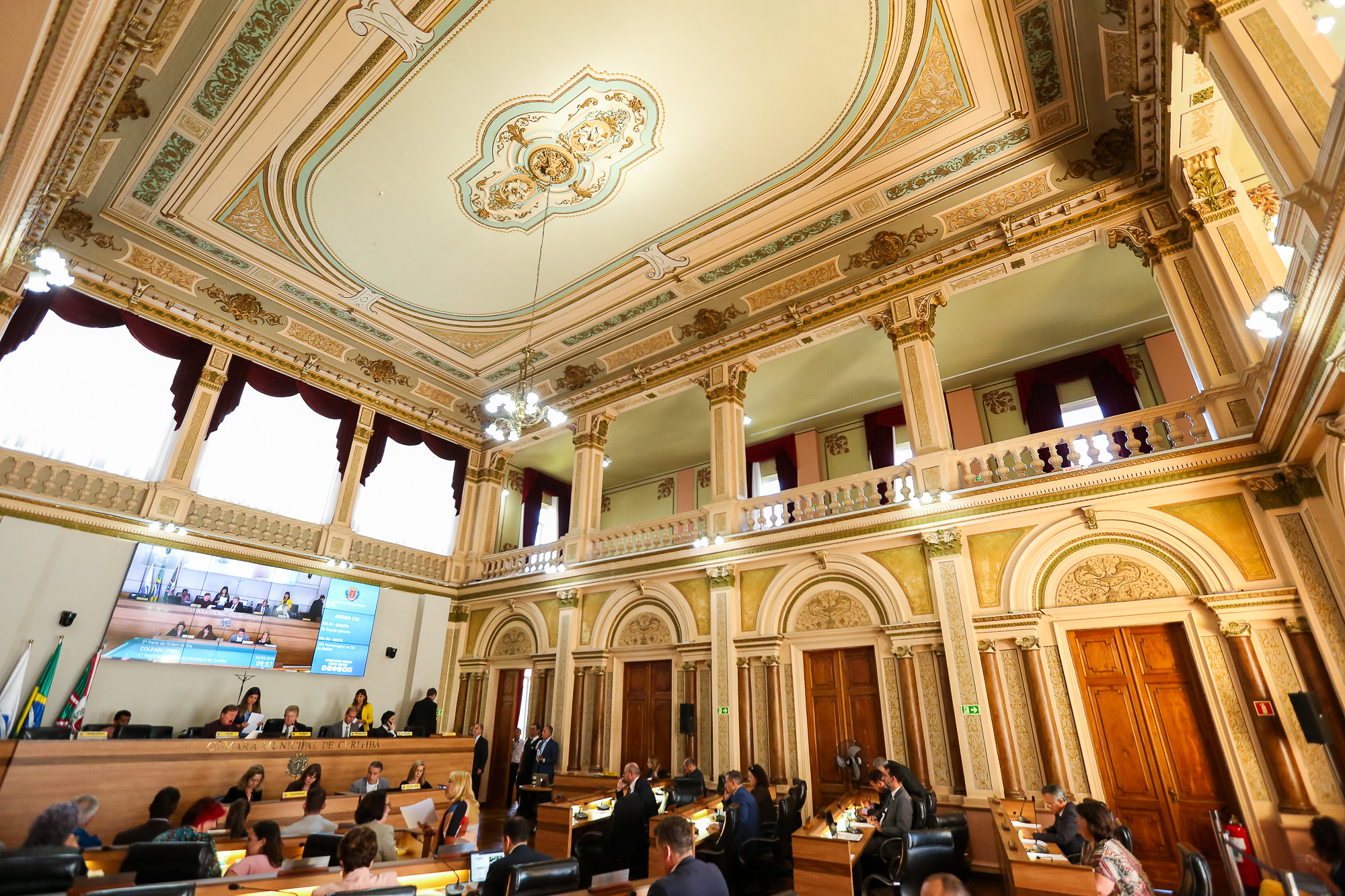 Câmara de Curitiba anuncia medidas  de prevenção ao coronavírus 