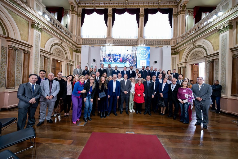 Câmara de Curitiba anuncia R$ 12 mi em emendas para hospitais do SUS