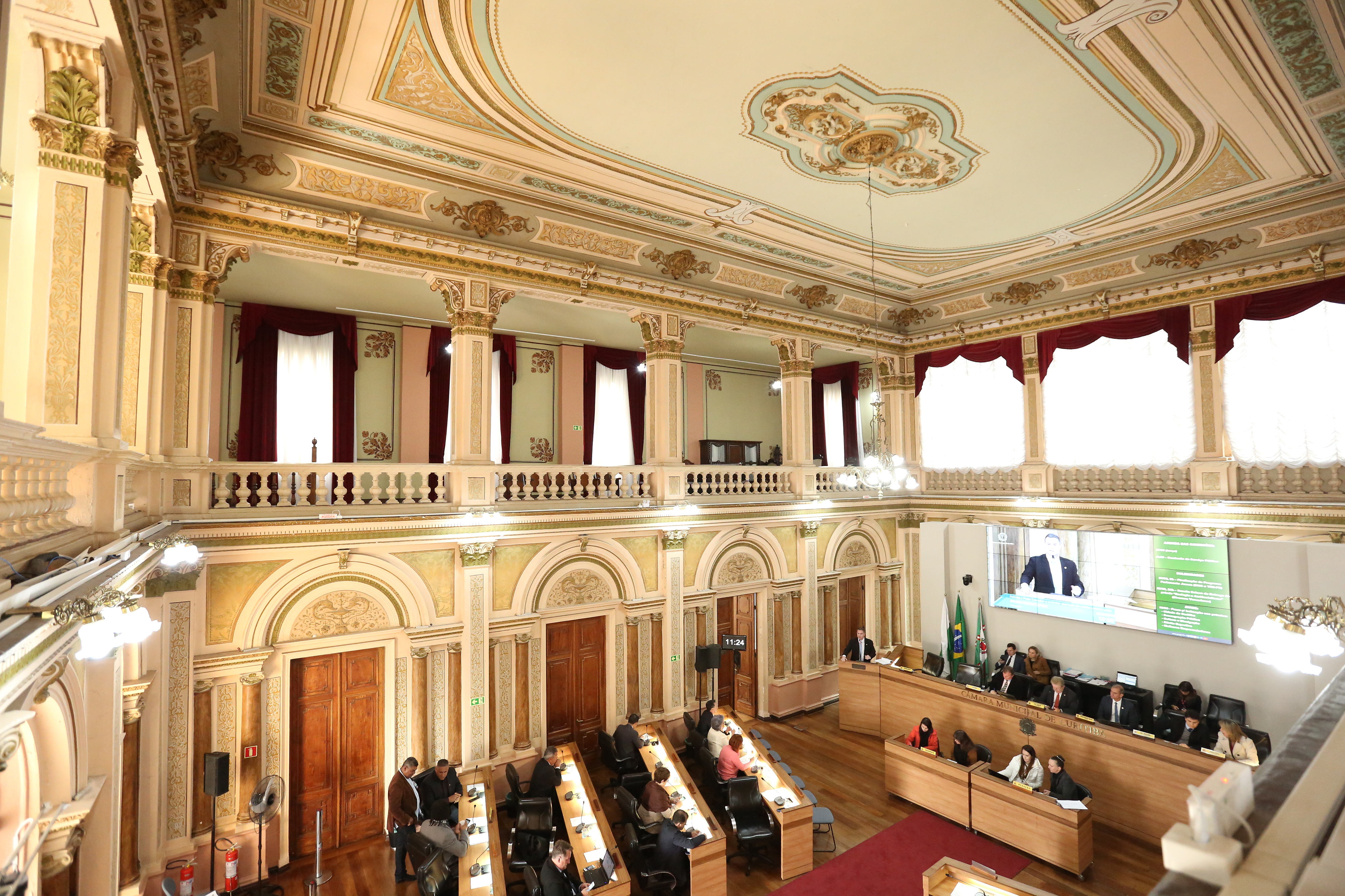 Câmara de Curitiba aprova empréstimos de R$ 420 mi para mobilidade