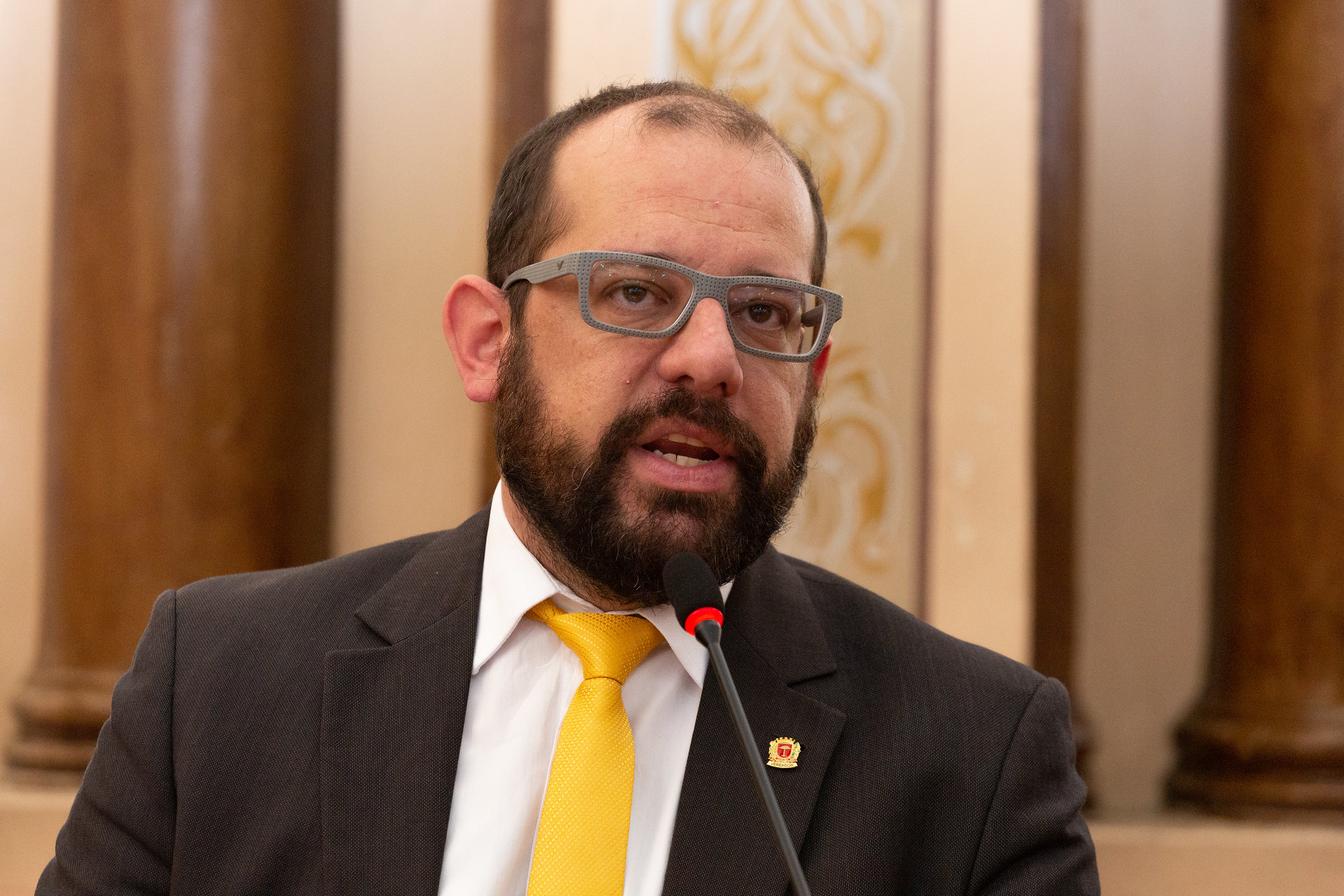 Câmara de Curitiba aprova moção de repúdio a dois conselhos de Londrina