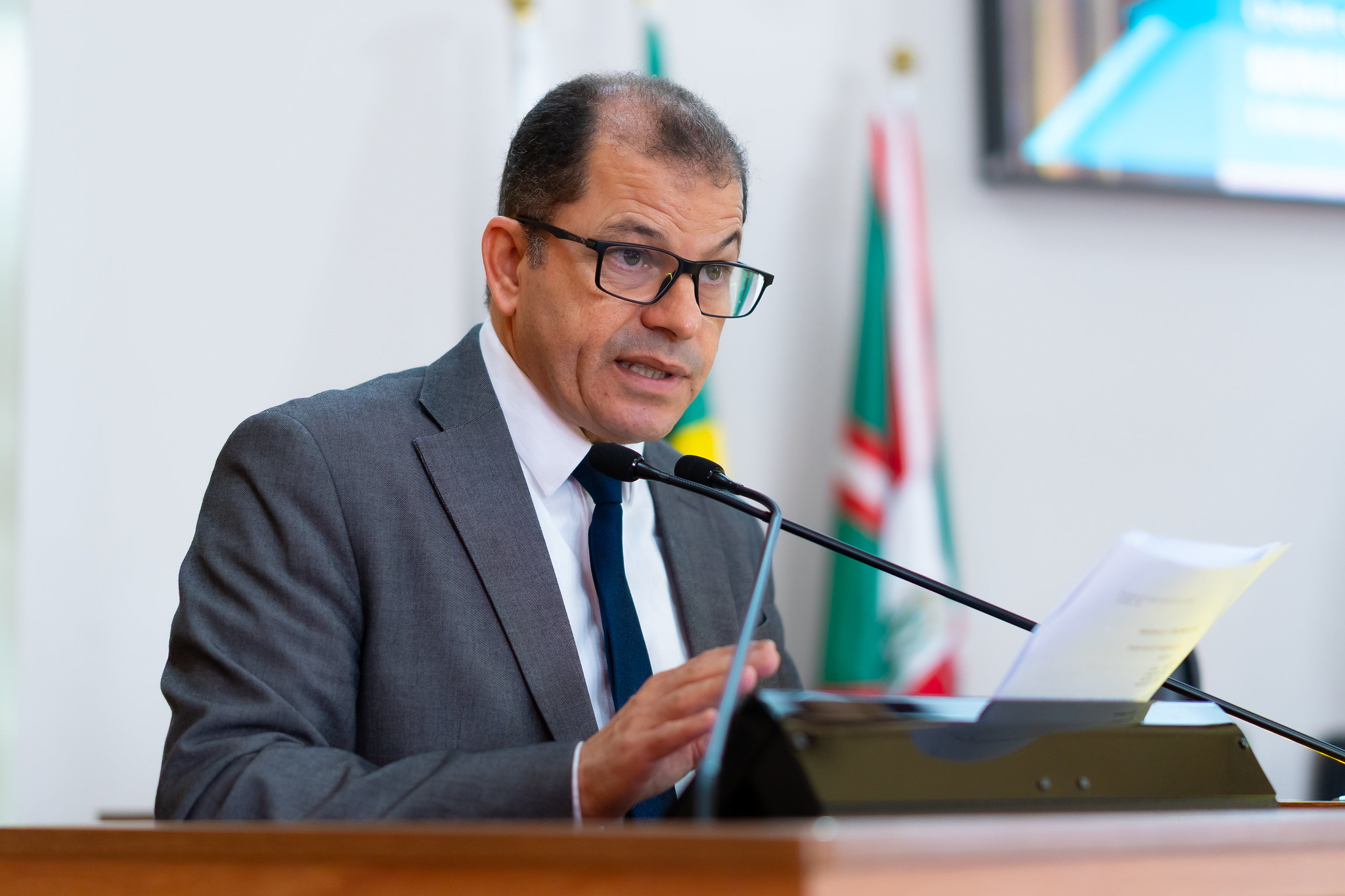 Câmara de Curitiba aprova mudanças no Código Tributário e na Lei da Cosip