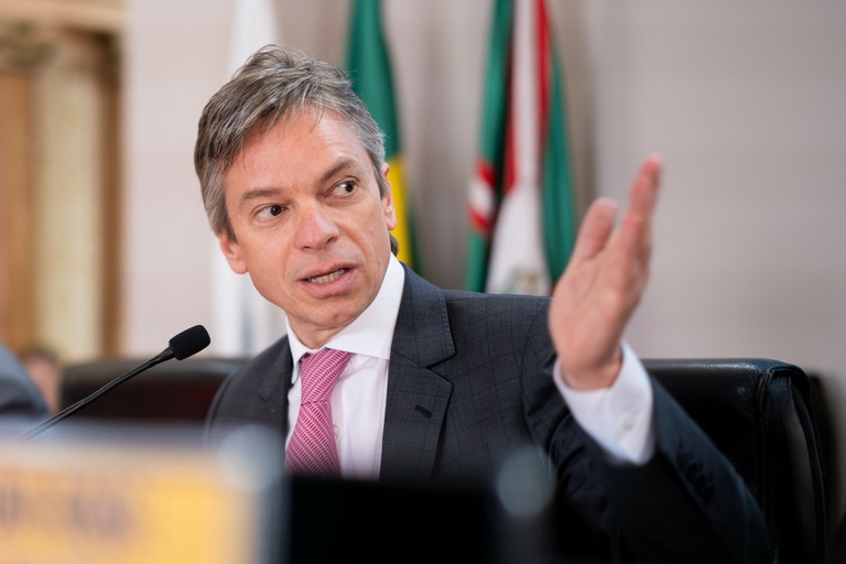 Câmara de Curitiba assina convênio com a OAB/PR nesta quarta