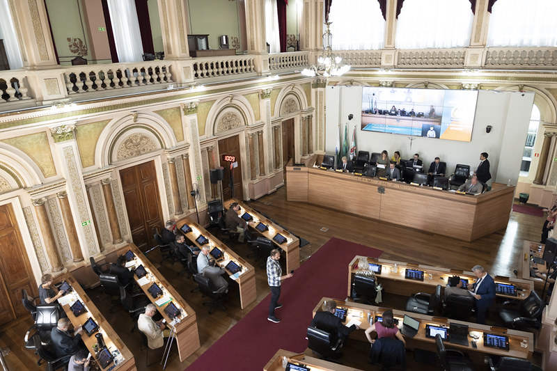 Câmara confirma R$ 1,5 mi para a Cohab-CT e mais 2 projetos