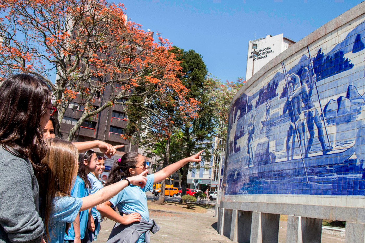 Ensino de inteligência emocional é discutido em Curitiba