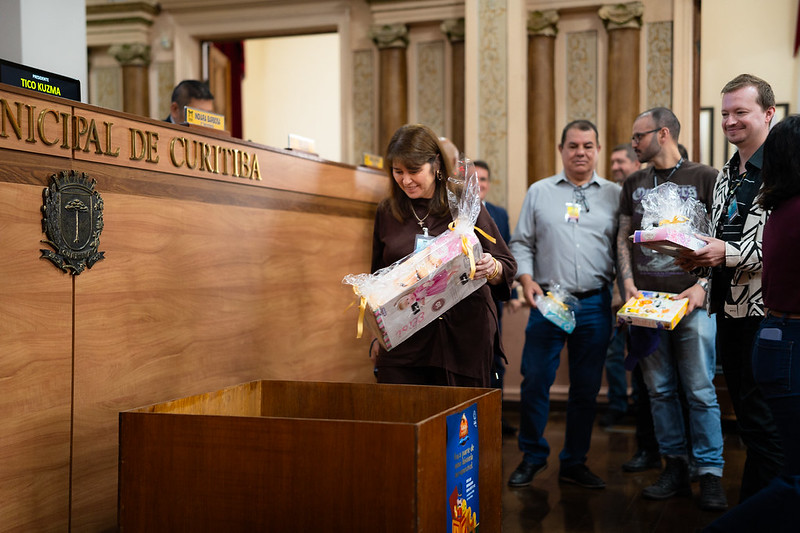Câmara de Curitiba é ponto de coleta da campanha Natal Solidário da FAS