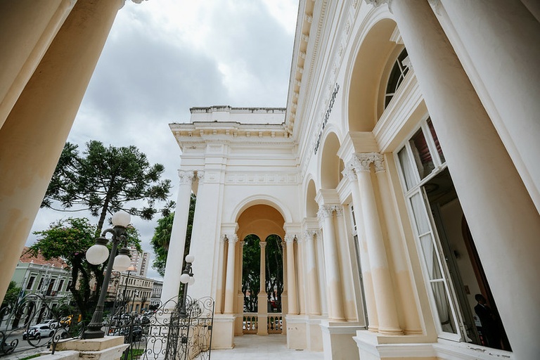 Câmara de Curitiba homenageia presidente da Solumedi na terça-feira