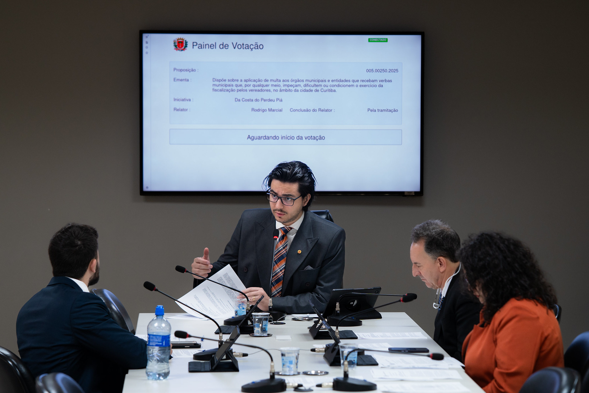 Plenário já pode votar multa para quem dificultar fiscalização de vereadores