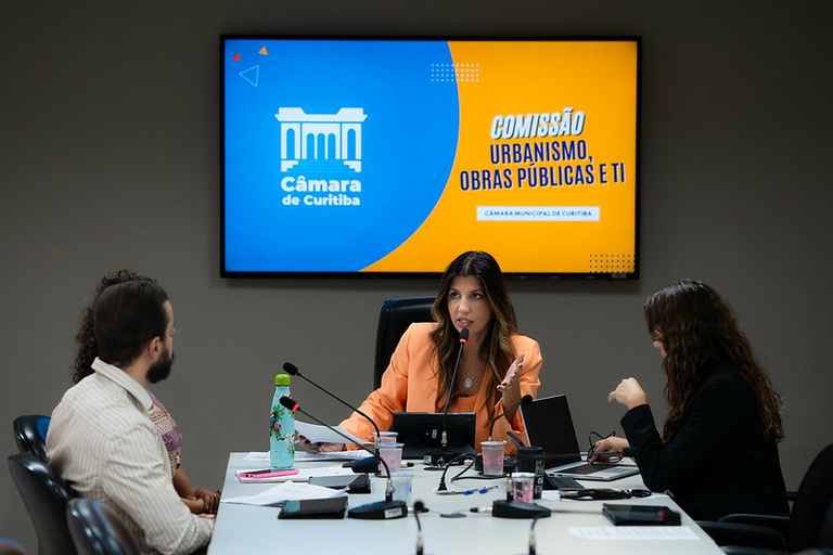 Câmara de Curitiba já pode votar normas para recarga de veículos elétricos