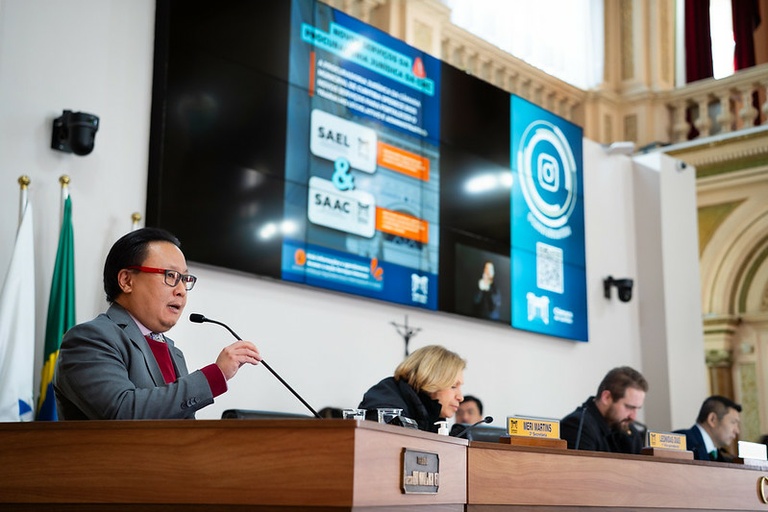 Câmara de Curitiba lança serviços para fortalecer produção legislativa