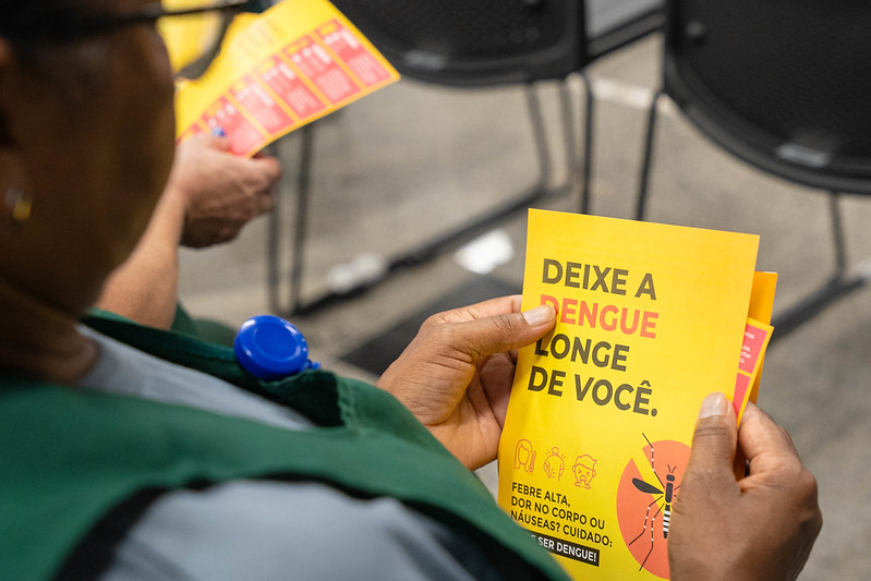 Câmara de Curitiba promove palestra sobre combate à dengue 