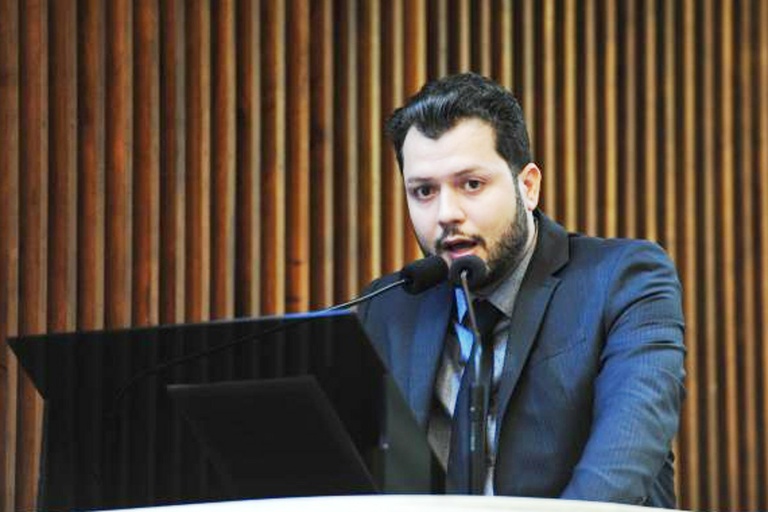 Câmara de Curitiba realiza seminário sobre fake news nesta terça