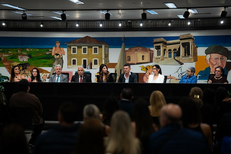 Câmara de Curitiba recebe o 31º Prêmio Personalidades Empreendedoras