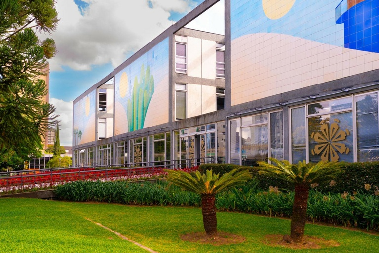 Câmara de Curitiba recebe projeto de reajuste de 5,17% para servidores municipais