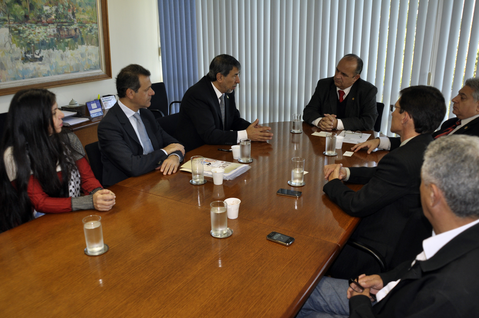 Câmara de Curitiba recebe visita do embaixador da Palestina 