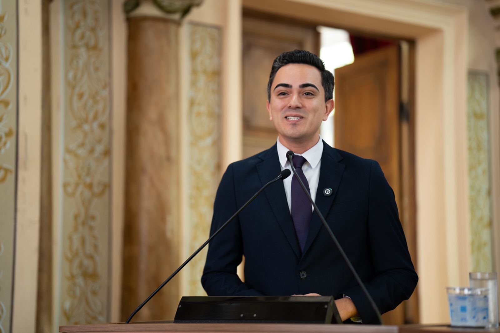 Câmara de Curitiba se torna ponto de coleta da Campanha do Agasalho 2025