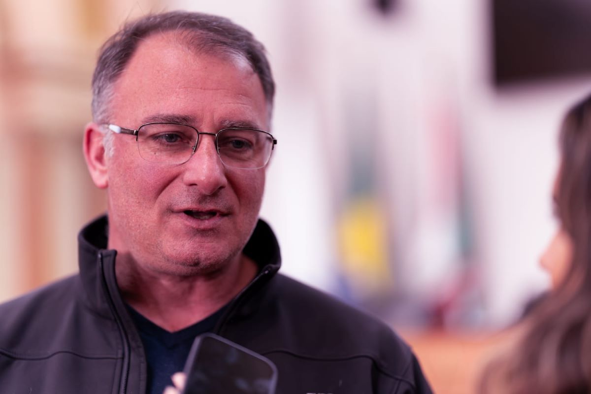 Câmara de Curitiba recebe presidente do Legislativo de Bento Gonçalves